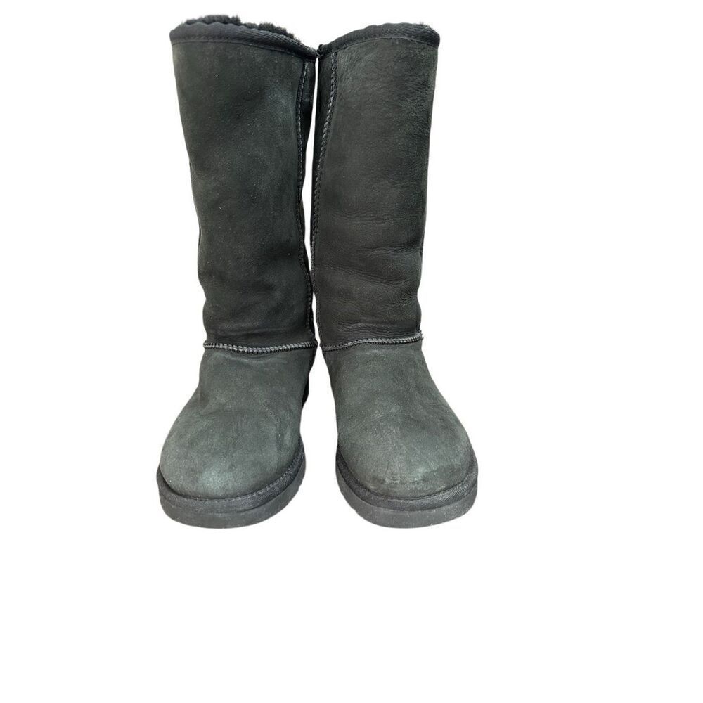 UGG Australia Classic Tall Boots for Women Size 7